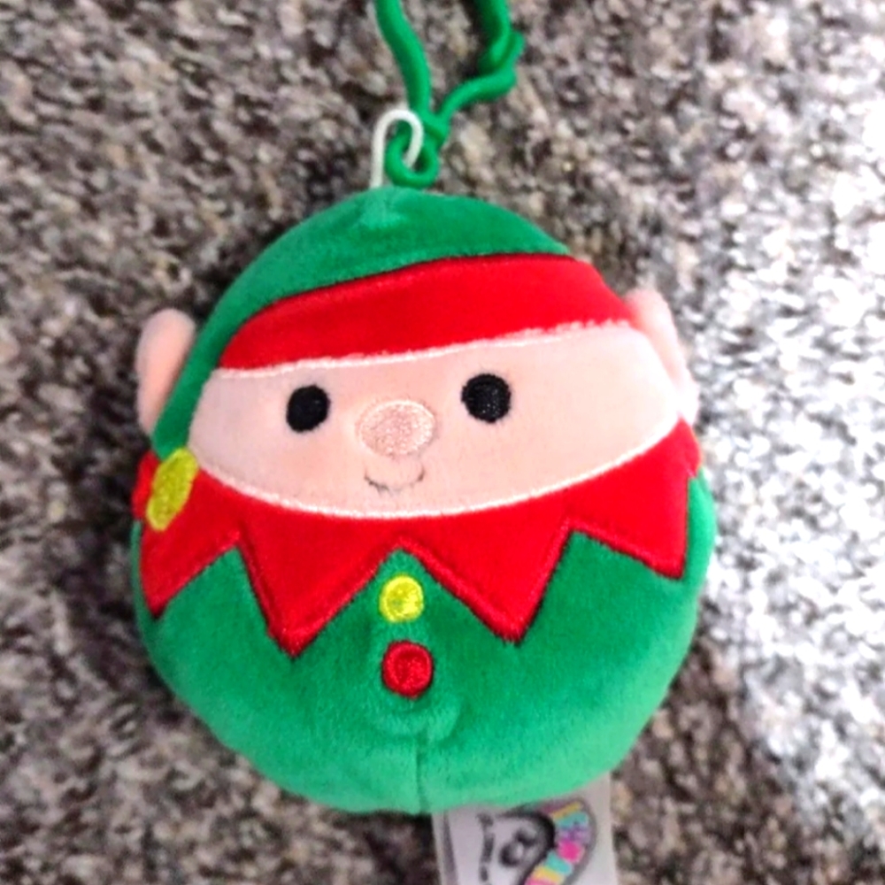 🎄Elliot the elf squishmallow clip 🎄